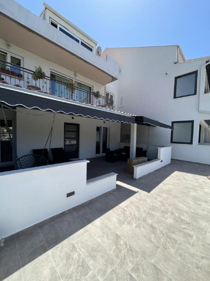 Hidden Gem Apartment Молунат Екстериор снимка