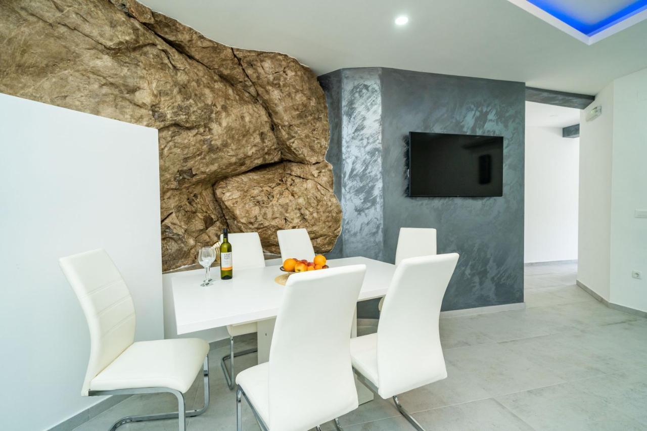 Hidden Gem Apartment Молунат Екстериор снимка