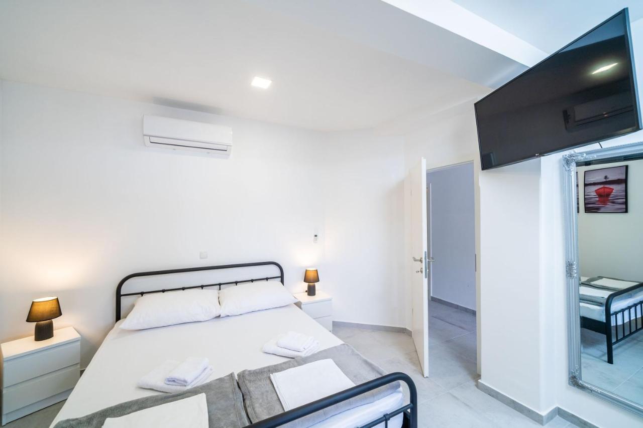 Hidden Gem Apartment Молунат Екстериор снимка