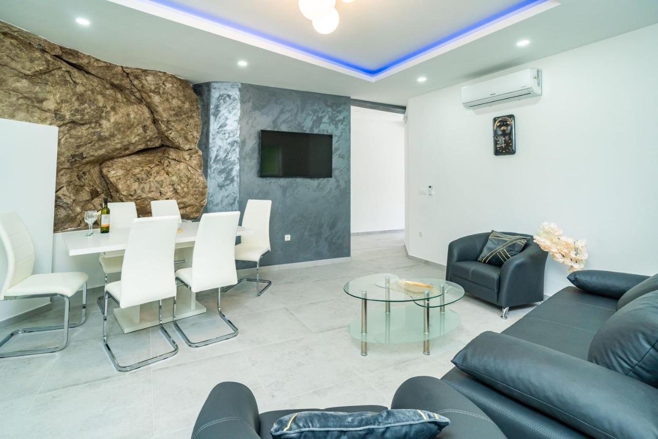 Hidden Gem Apartment Молунат Екстериор снимка